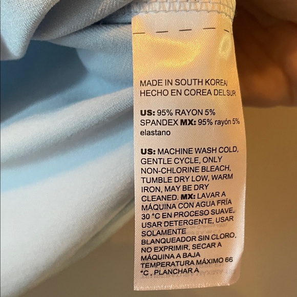 Chico's Light Blue Flutter Sleeve Tee Size M - Picture 4 of 7